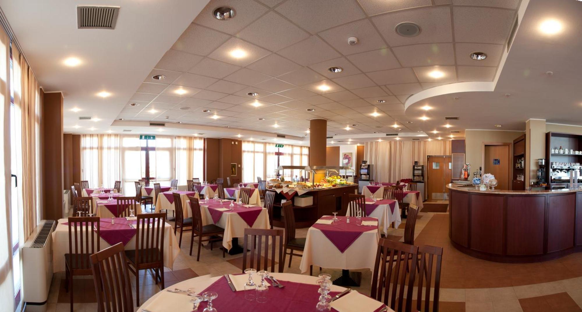 Tulip Inn Turin South Moncalieri Exterior foto